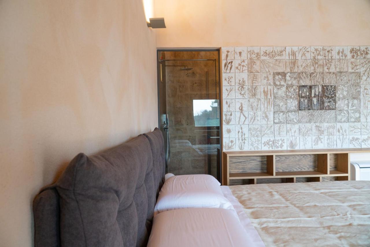 Villa Donnapaola Modern Farm à Altamura Extérieur photo